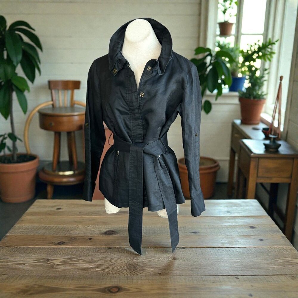 Puli Jacket Black Lightweight Belted Snap Front Classic Ruffle Collar Size 8